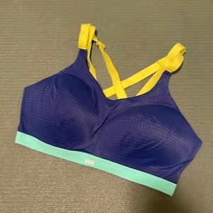 Victoria’s Secret Sports Bra- 36DD